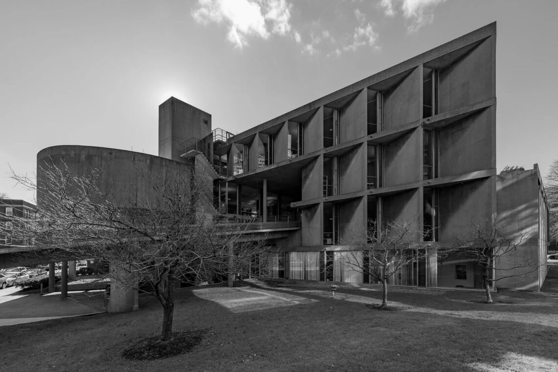 Carpenter Center For The Visual Arts / Le Corbusier | Classics On Architecture Lab 17 Carpenter center for the visual arts / le corbusier | classics on architecture lab