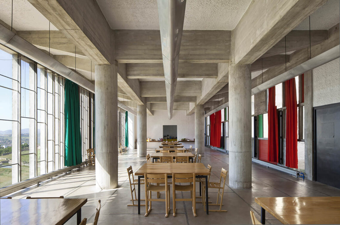Convent of la tourette / le corbuiser | classics on architecture lab