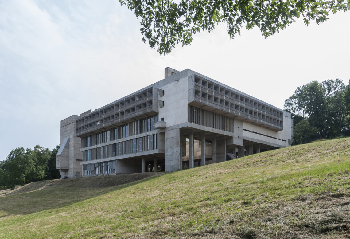 Convent of la tourette / le corbuiser | classics on architecture lab