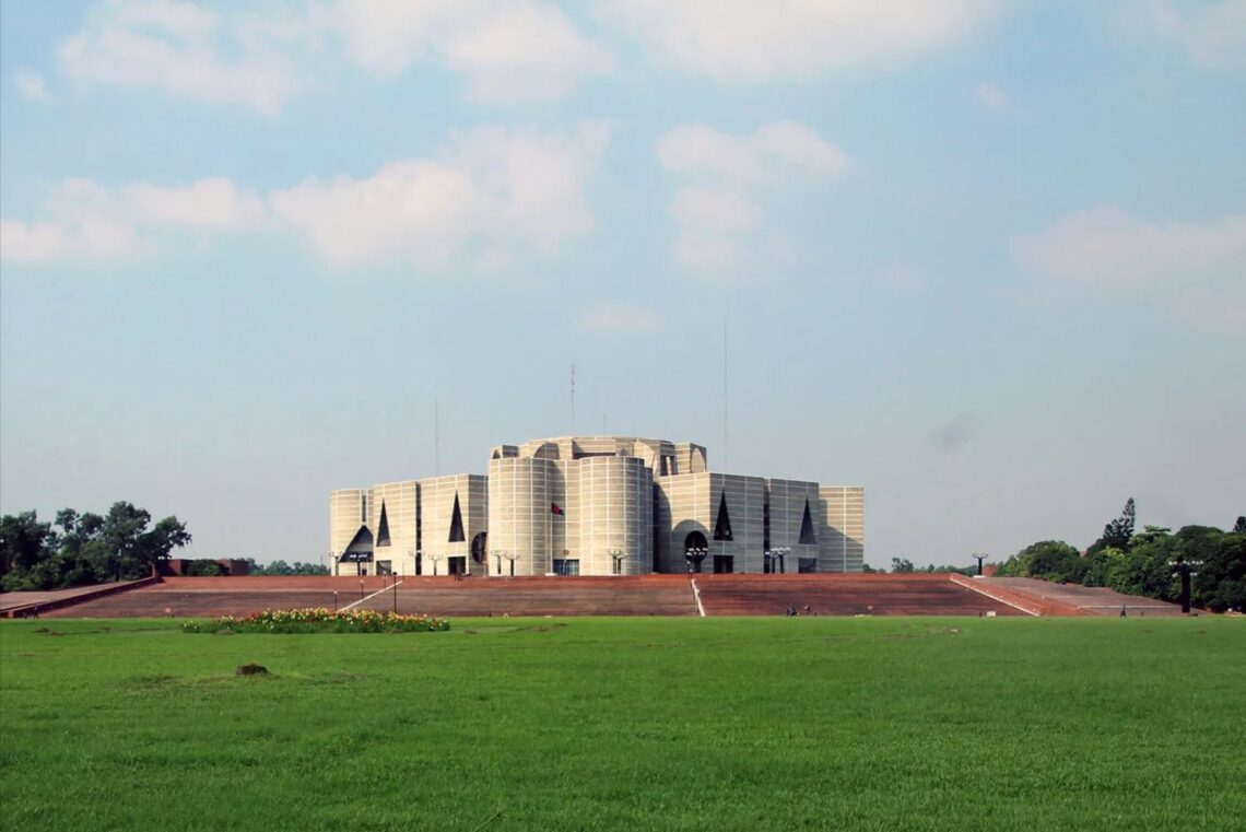 National Assembly Building Of Bangladesh / Louis Kahn | Classics On Architecture Lab 14 National assembly building of bangladesh / louis kahn | classics on architecture lab