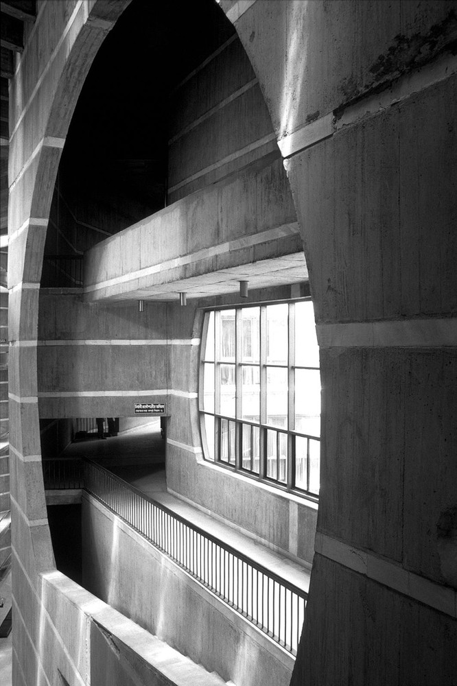 National Assembly Building Of Bangladesh / Louis Kahn | Classics On Architecture Lab 10 National assembly building of bangladesh / louis kahn | classics on architecture lab