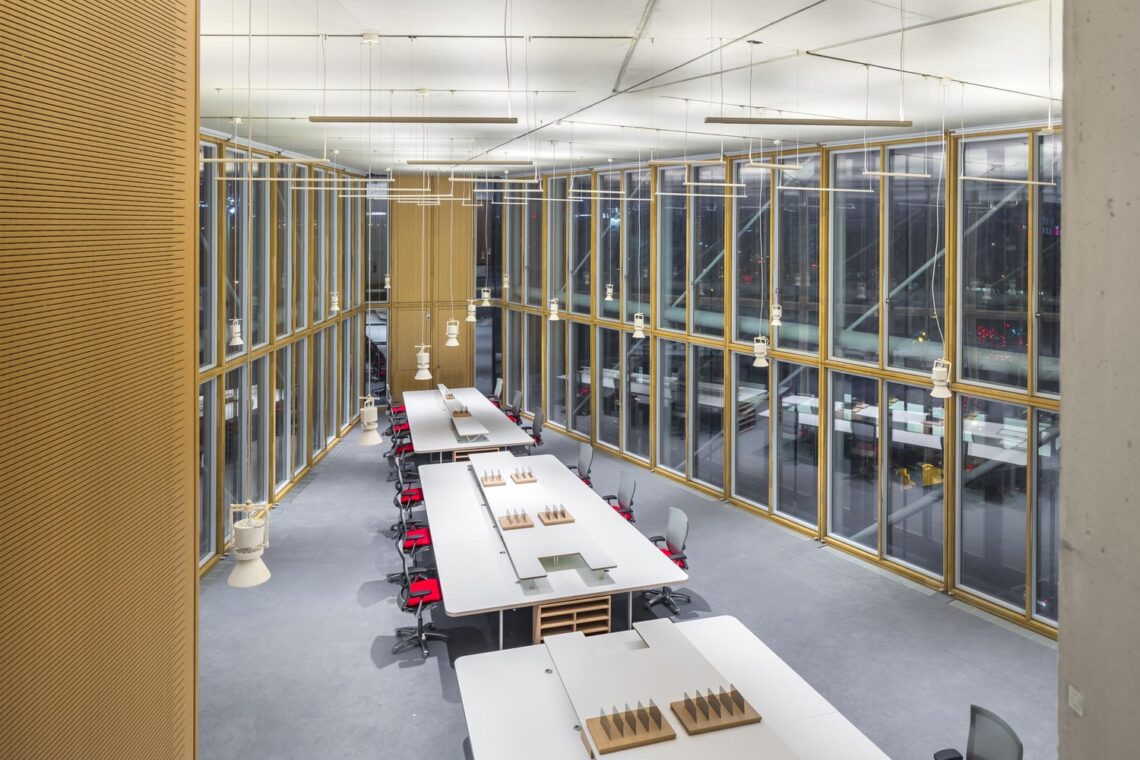 Moda Headquarters / Renzo Piano Building Workshop 13 Moda headquarters of the paris bar association / renzo piano building workshop