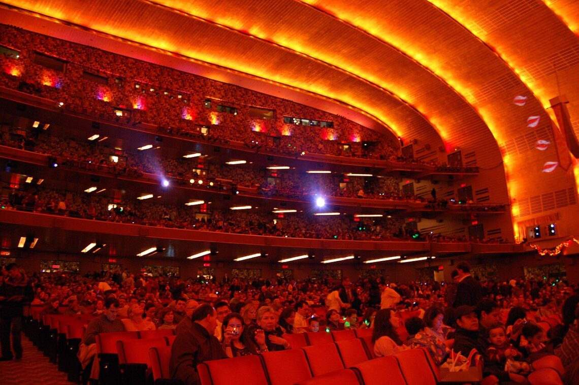 Radio City Music Hall / Edward Durell Stone &Amp; Donald Deskey | Classics On Architecture Lab 7 Radio city music hall / edward durell stone & donald deskey | classics on architecture lab