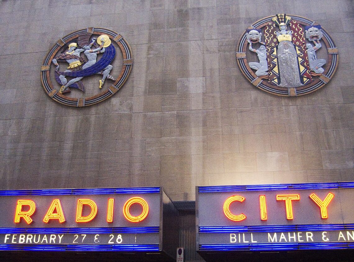 Radio City Music Hall / Edward Durell Stone &Amp; Donald Deskey | Classics On Architecture Lab 21 Radio city music hall / edward durell stone & donald deskey | classics on architecture lab