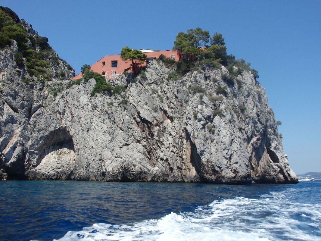 Villa Malaparte / Adalberto Libera | Classics On Architecture Lab 54 Villa malaparte / adalberto libera | classics on architecture lab