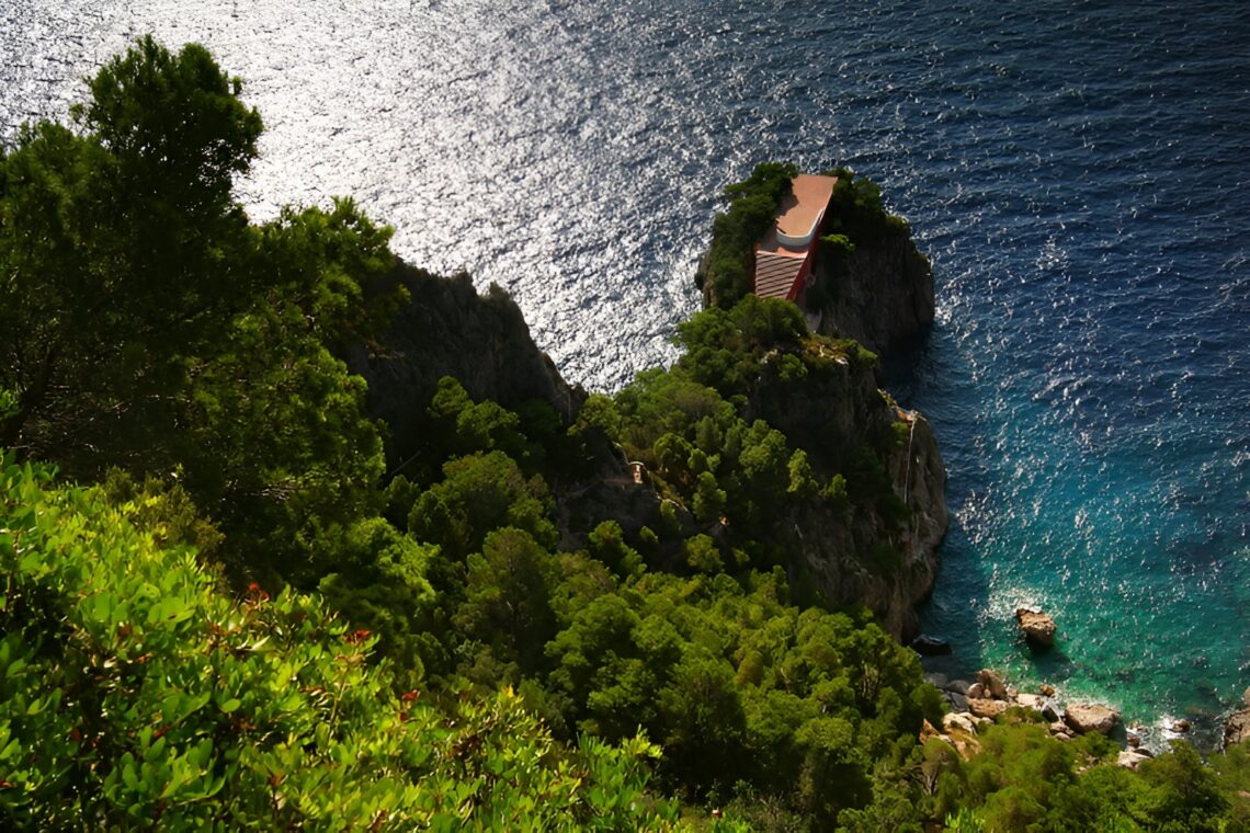 Villa Malaparte / Adalberto Libera | Classics On Architecture Lab 32 Villa malaparte / adalberto libera | classics on architecture lab