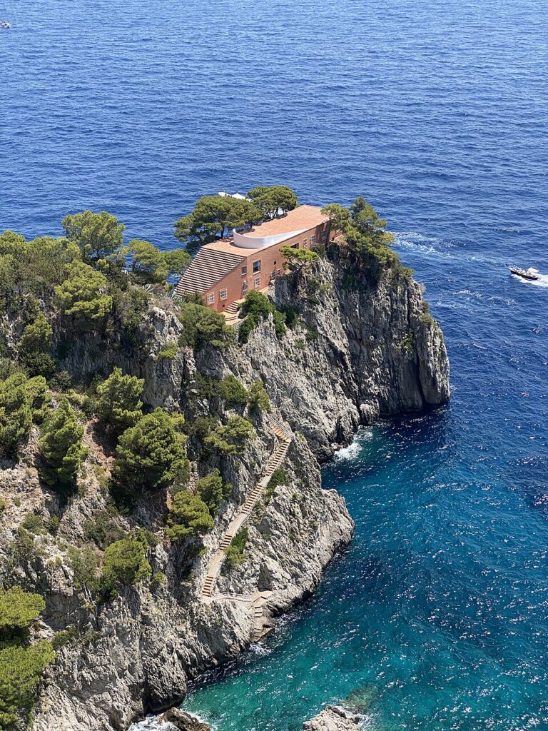Villa Malaparte / Adalberto Libera | Classics On Architecture Lab 34 Villa malaparte / adalberto libera | classics on architecture lab