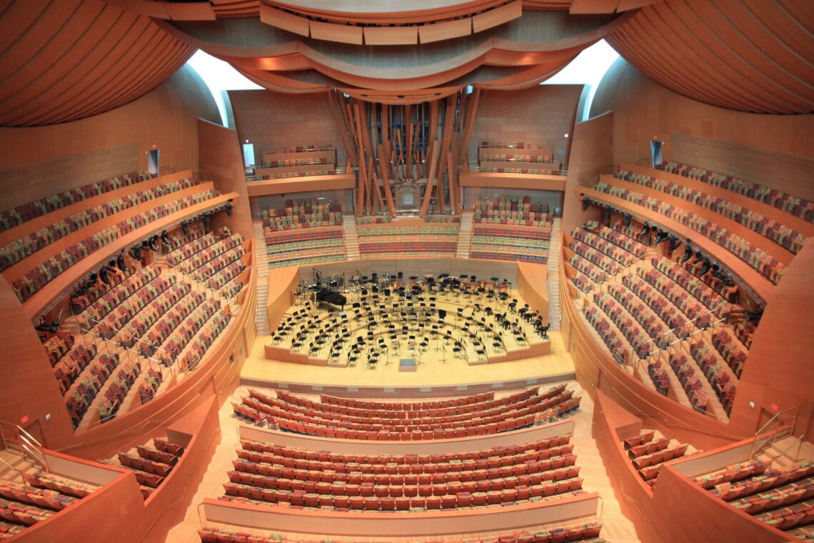 Walt disney concert hall / gehry partners | classics on architecture lab