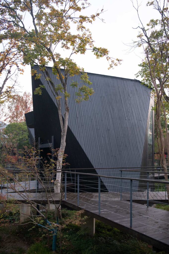 Houses Of Stealth - Tonglu Senbo Resort / Spactrum 5 Houses of stealth (tonglu senbo resort) / spactrum