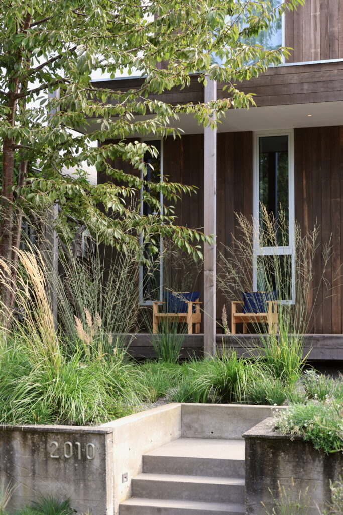 Madison park bungalow / drew shawver architecture + design