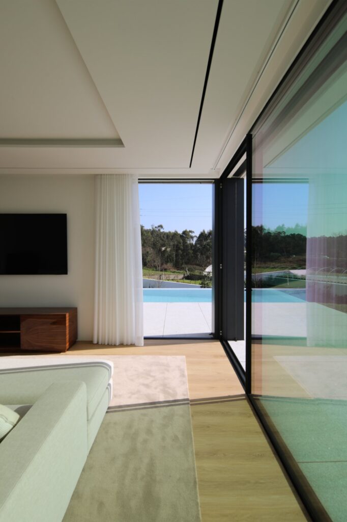 Argivai 4 house / raulino silva architect