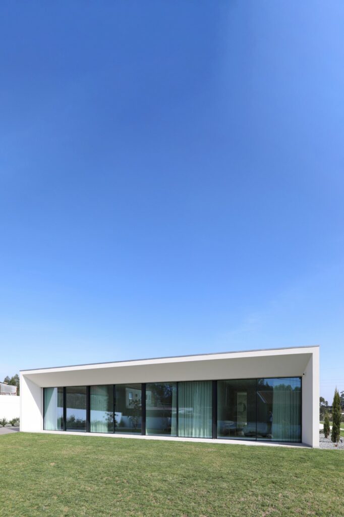 Argivai 4 house / raulino silva architect