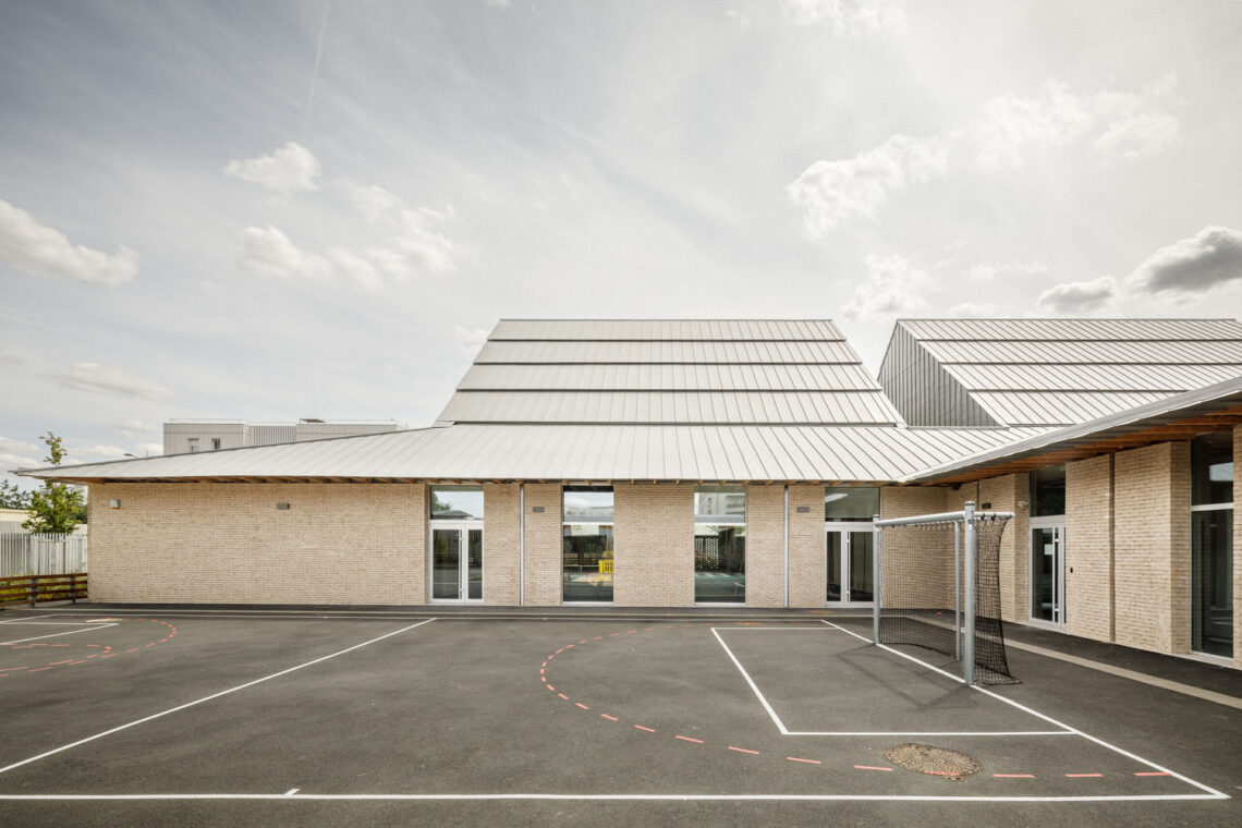 Simone Veil School Complex And Dojo / Badia Berger Architectes 25 Simone veil school complex and dojo / badia berger architectes