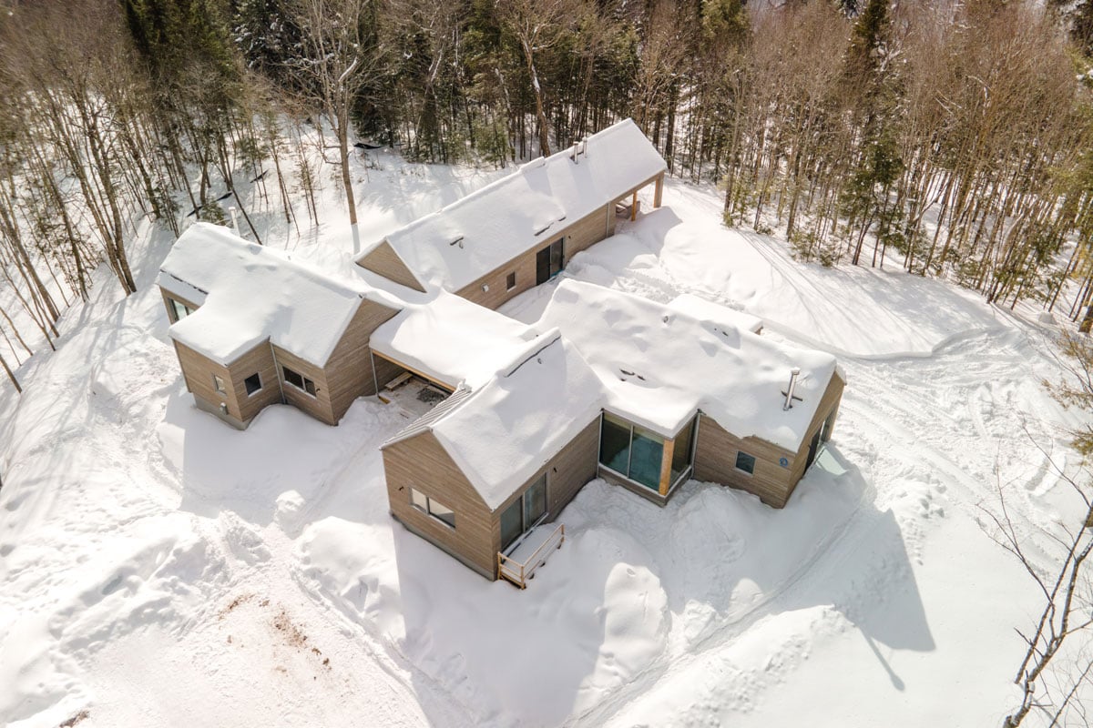 Mountain retreat / opal