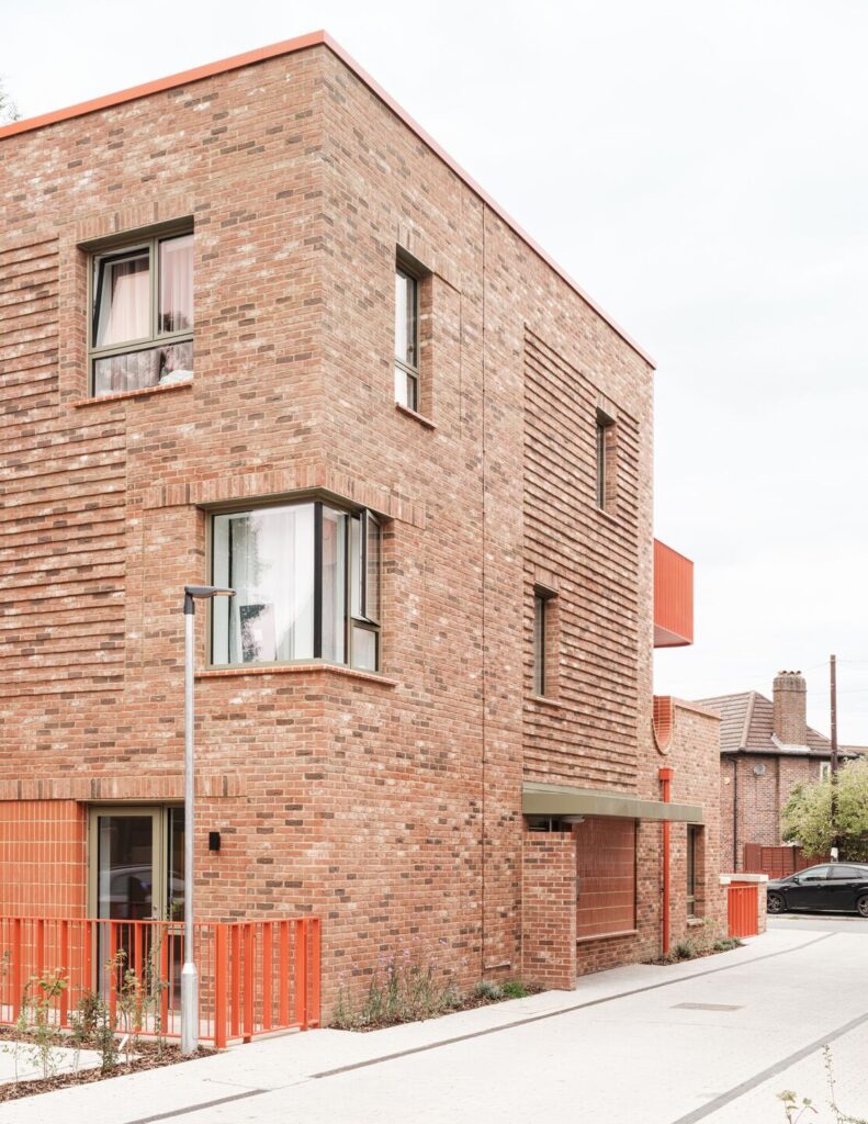 Farmstead Road / Metropolitan Workshop 4 Farmstead road / metropolitan workshop