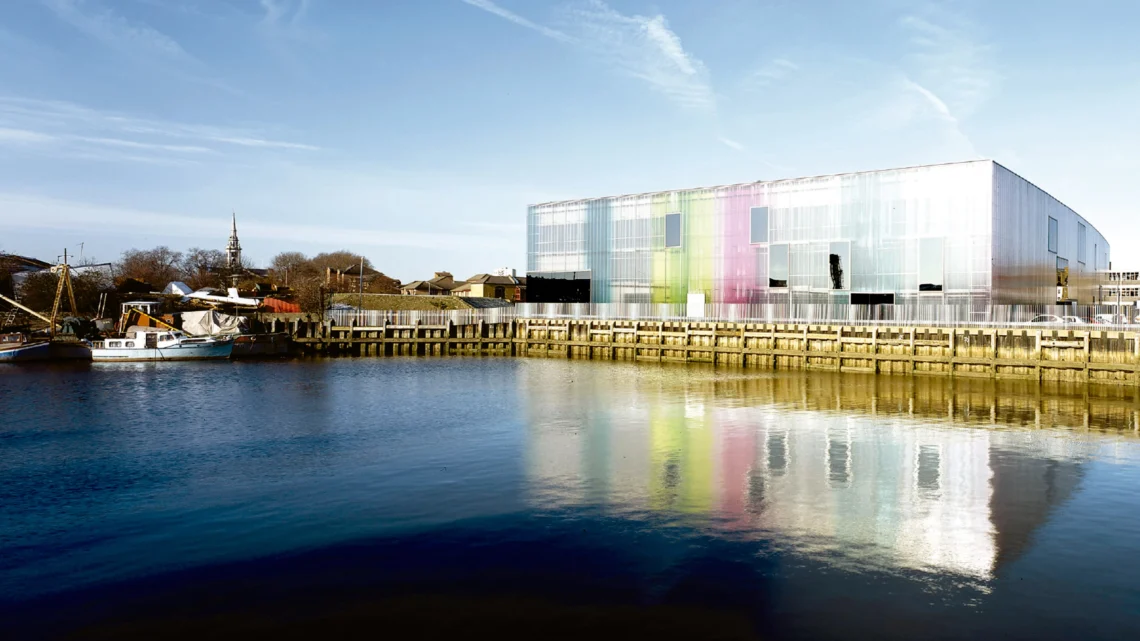 Laban dance centre herzog de meuron — the coloured polycarbonate skin 1
