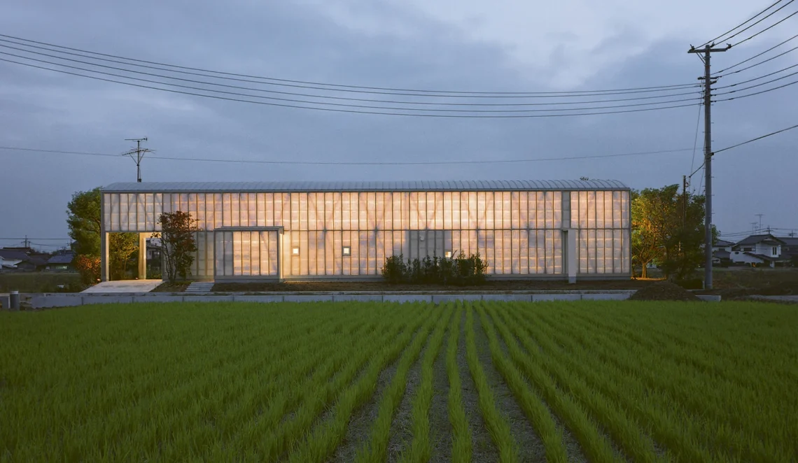 Naked house shigeru ban© hiroyuki hirai
