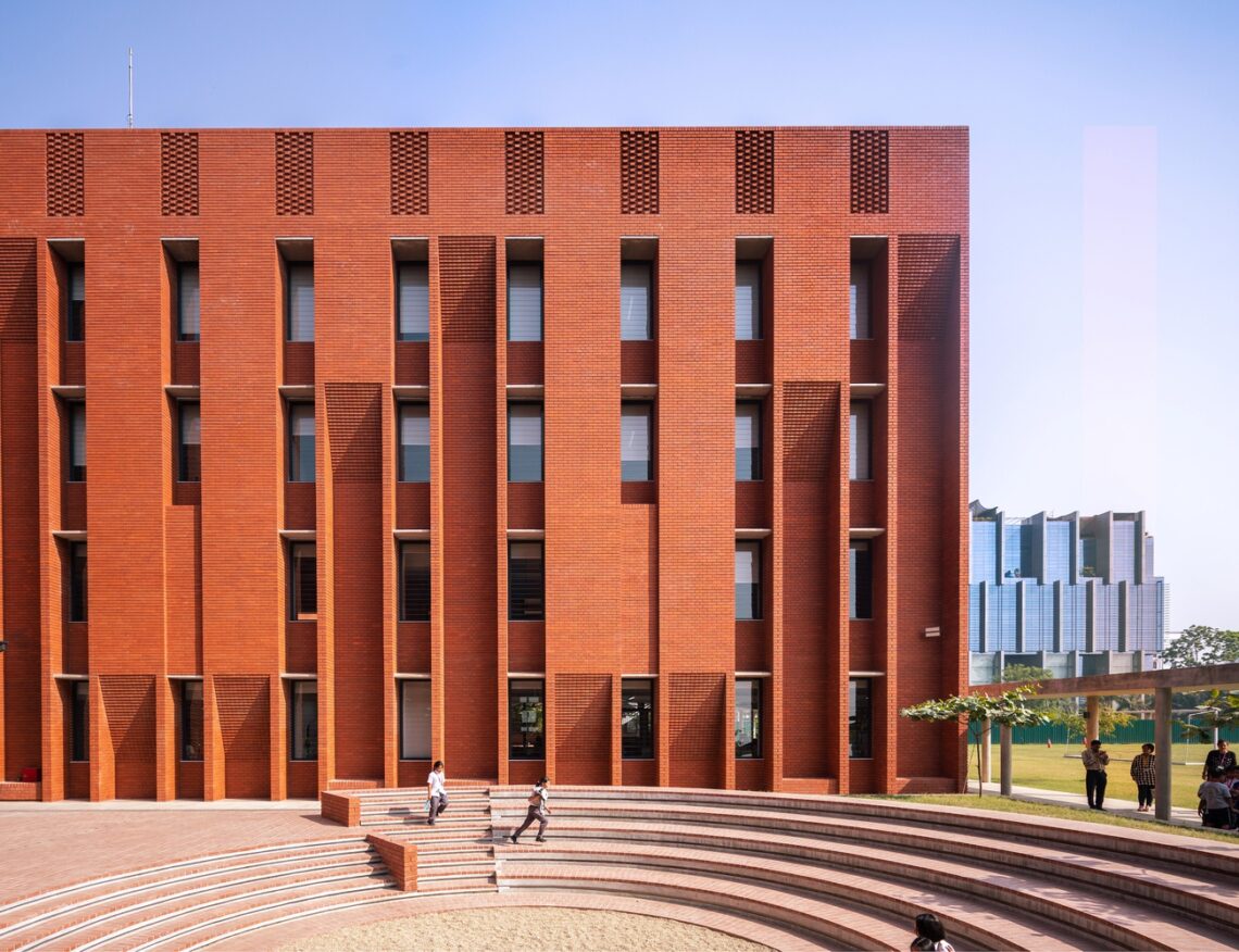 Aga khan academy / feilden clegg bradley studios + shatotto