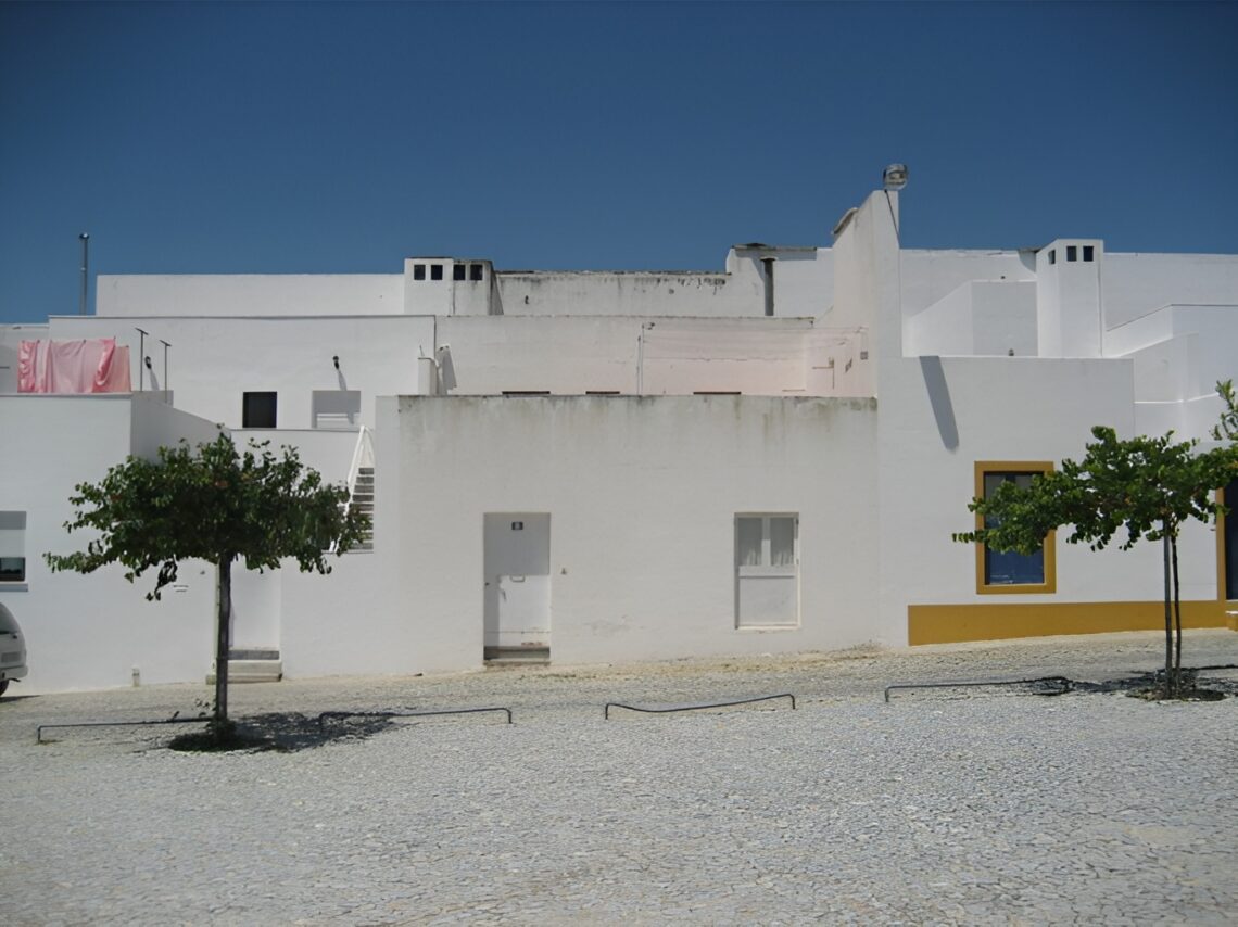 Álvaro siza vieira: biography, works, awards
