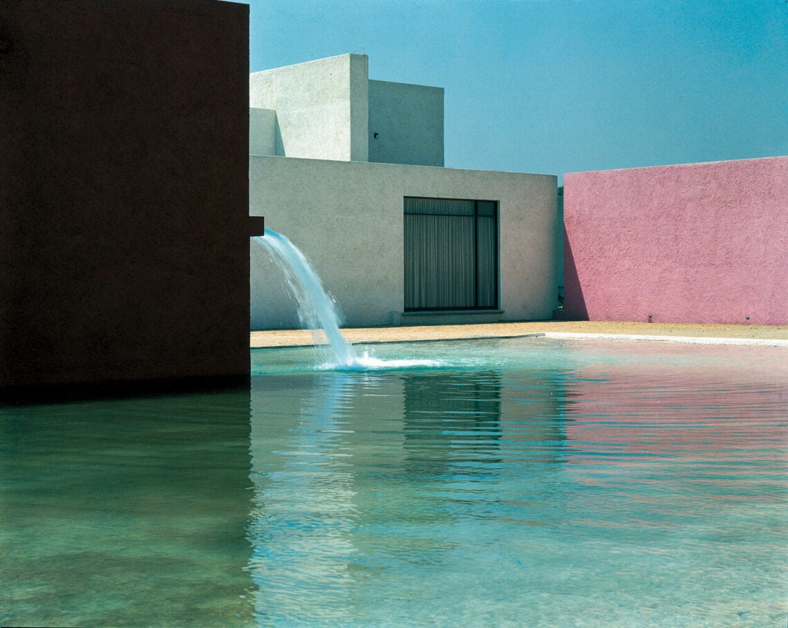 Barragan spf00743 1800x1000 1