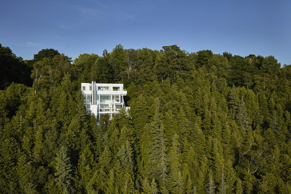 Douglas house / richard meier & partners | classics on architecture lab