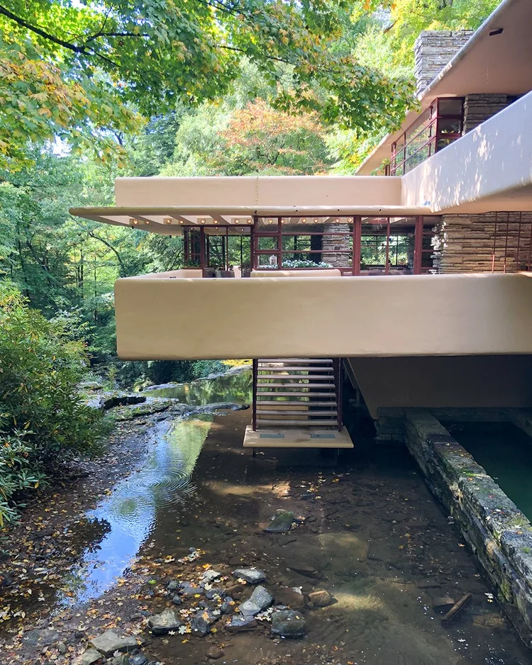Fallingwater the hatch steps