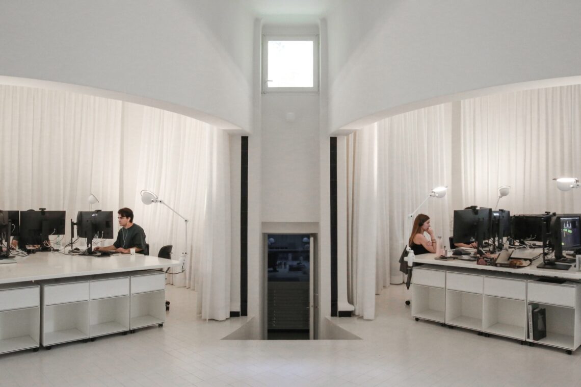 La fábrica / ricardo bofill taller de arquitectura | classics on architecture lab