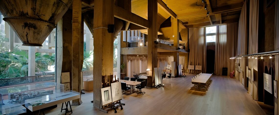 La fábrica / ricardo bofill taller de arquitectura | classics on architecture lab