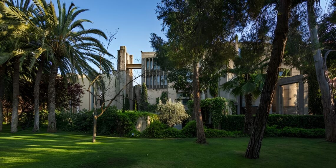 La fábrica / ricardo bofill taller de arquitectura | classics on architecture lab