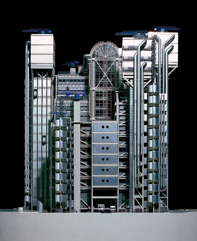 Richard Rogers: Biography, Works, Awards 152 Lloyd's of london building / richard rogers | classics on architecture lab