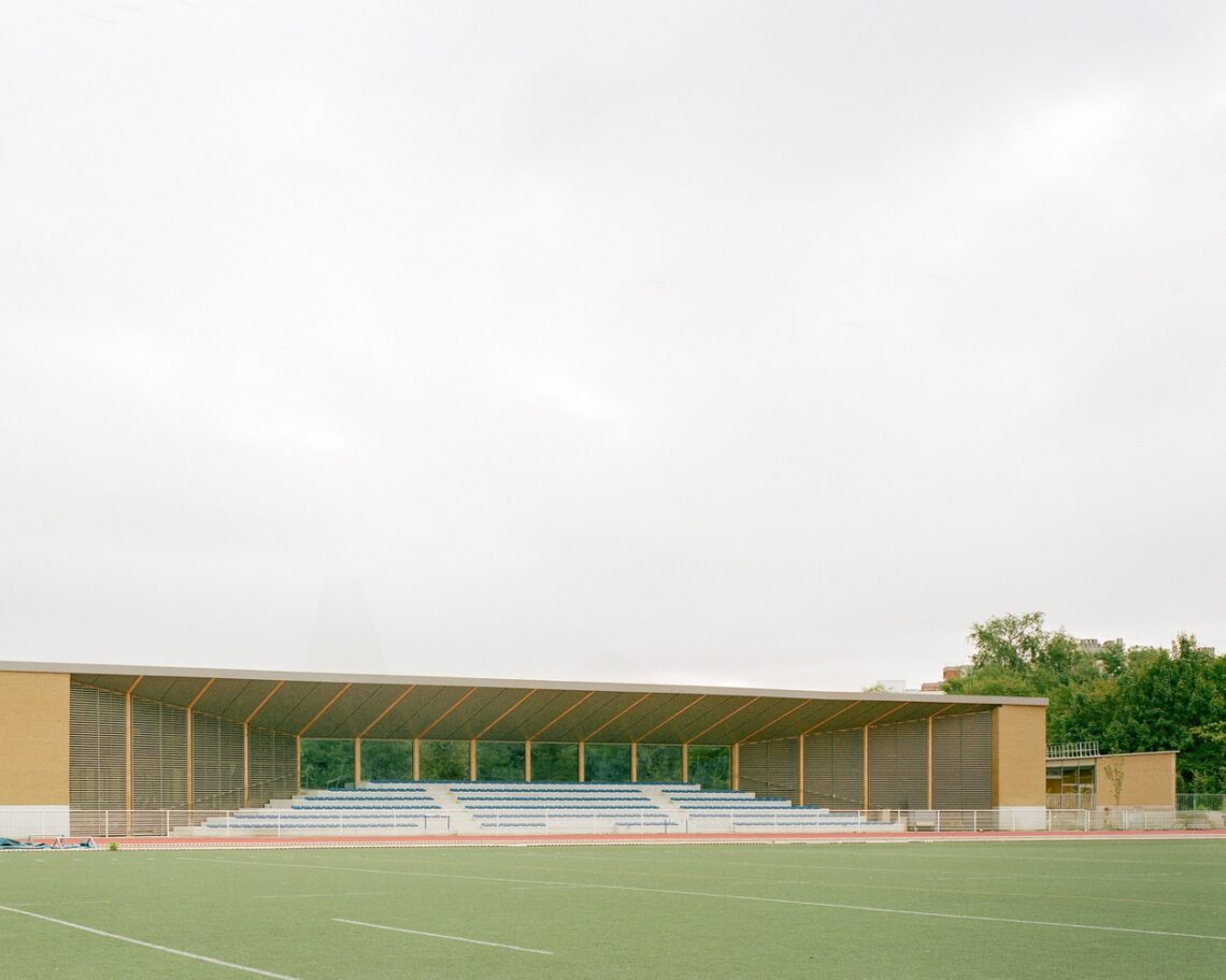 Parc Des Loges Childhood And Sports Center / Hemaa Architectes 16 Parc des loges childhood and sports center / hemaa architectes