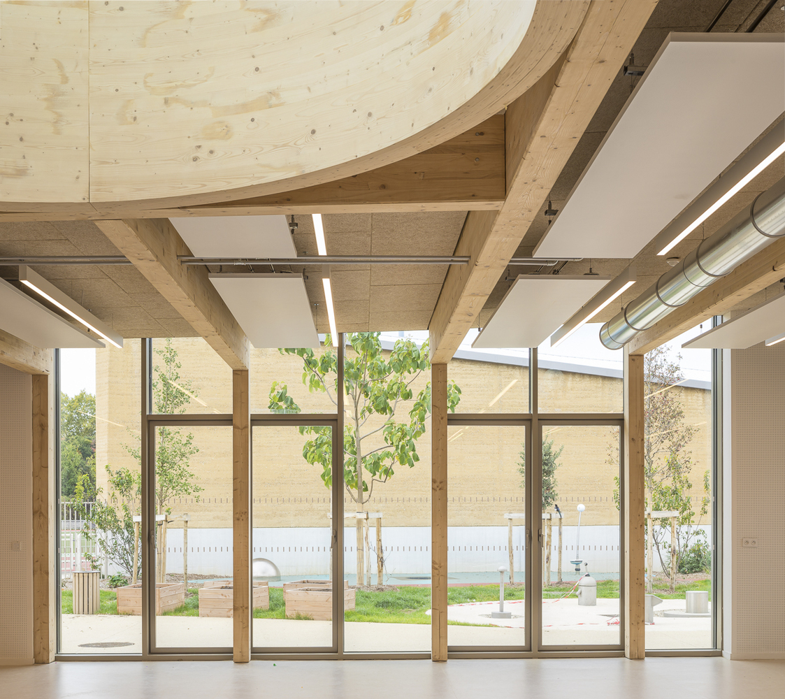 Parc Des Loges Childhood And Sports Center / Hemaa Architectes 19 Parc des loges childhood and sports center / hemaa architectes