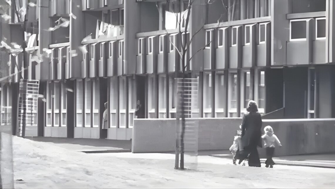 Robin hood gardens / alison and peter smithson | classics on architecture lab
