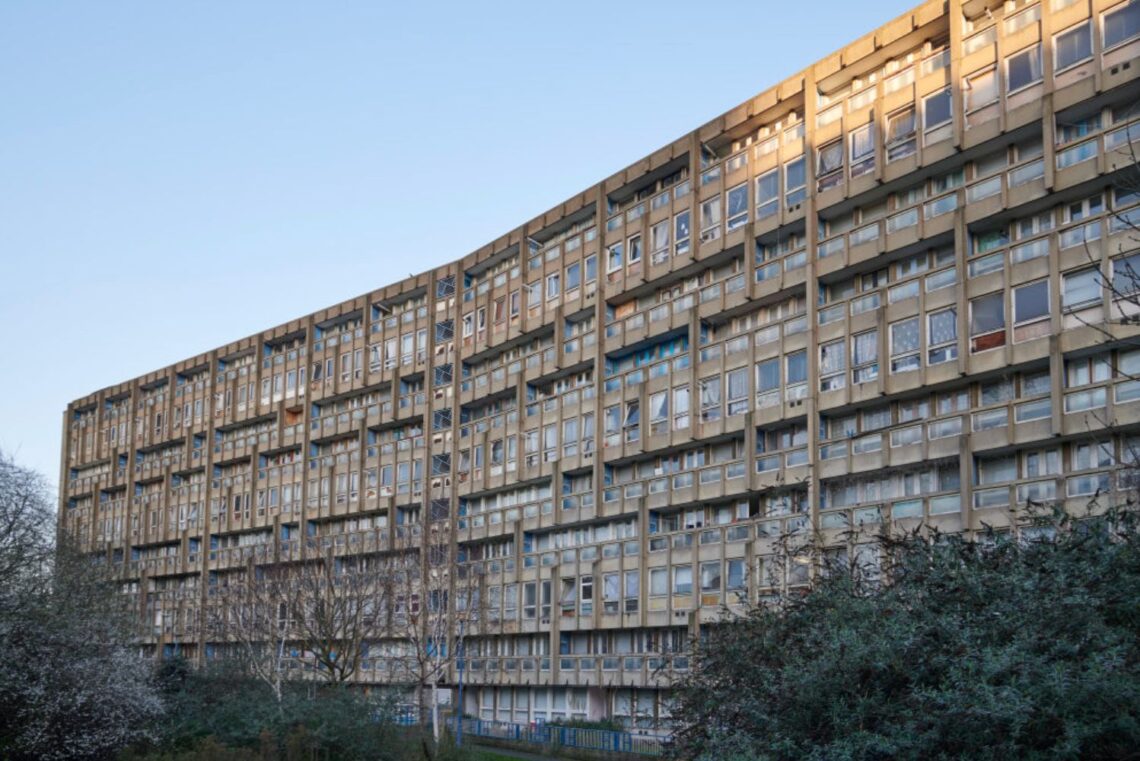 Robin hood gardens / alison and peter smithson | classics on architecture lab