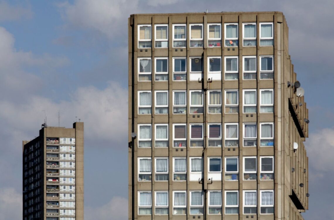 Robin hood gardens / alison and peter smithson | classics on architecture lab