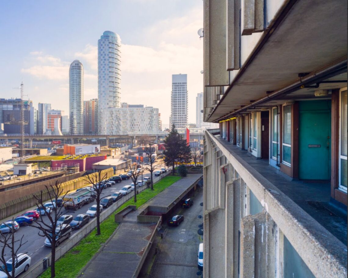 Robin hood gardens / alison and peter smithson | classics on architecture lab