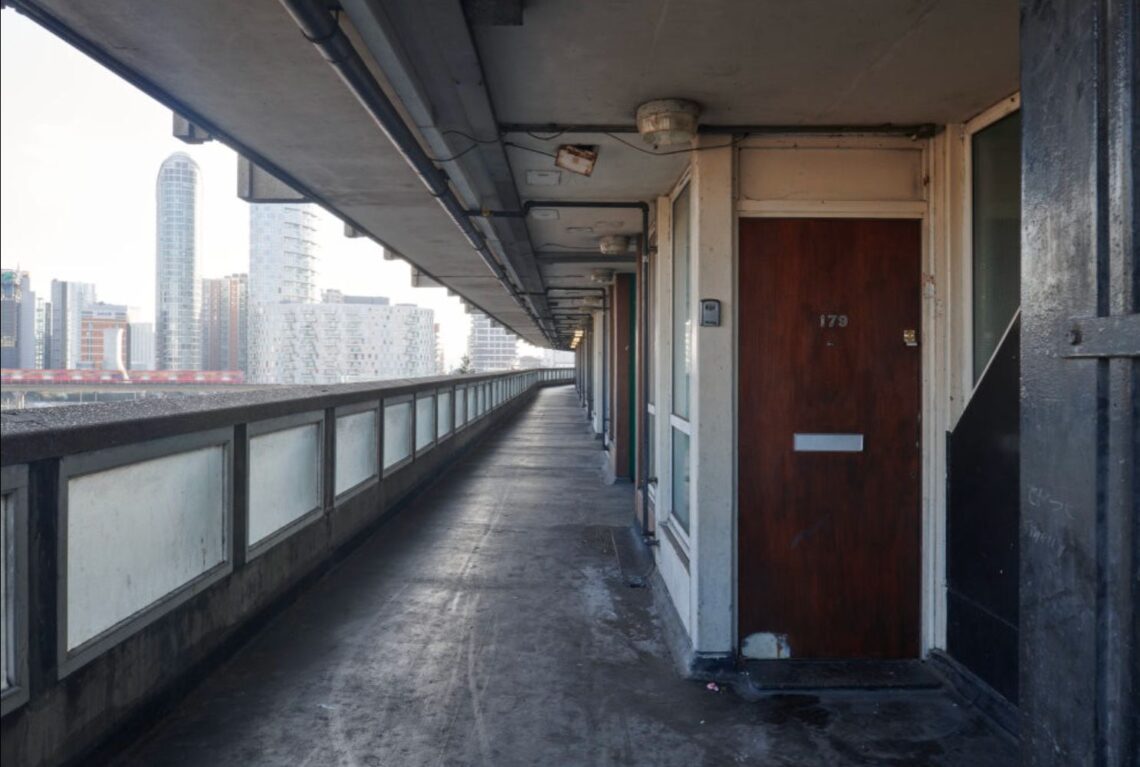 Robin hood gardens / alison and peter smithson | classics on architecture lab