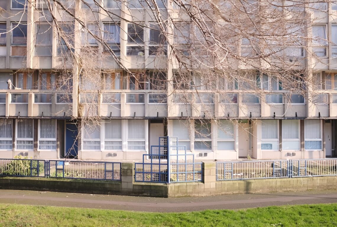 Robin hood gardens / alison and peter smithson | classics on architecture lab