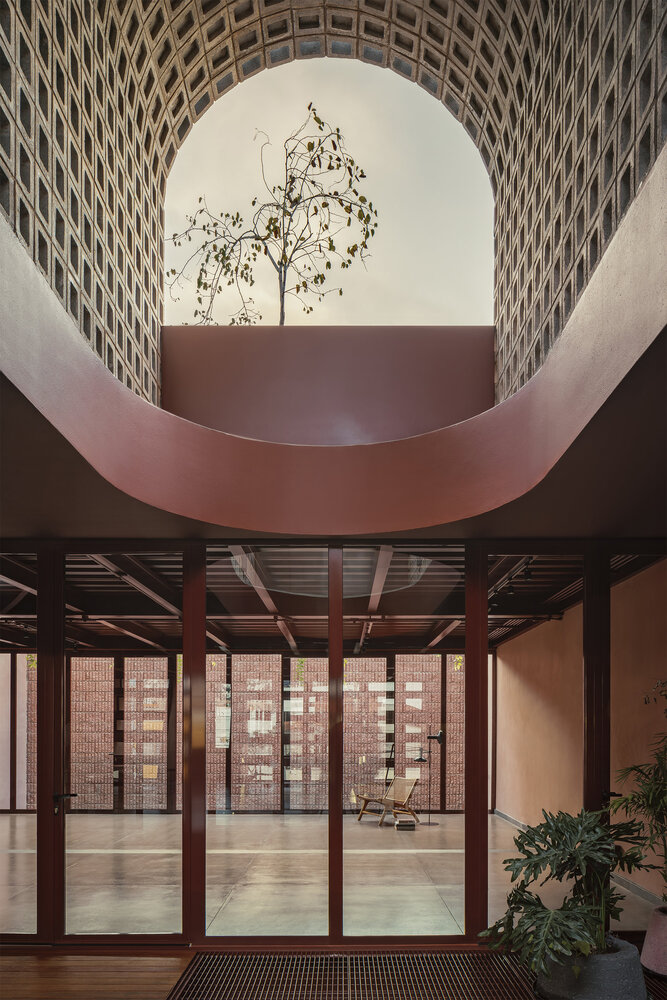 Rosadoce commercial building / reims 502