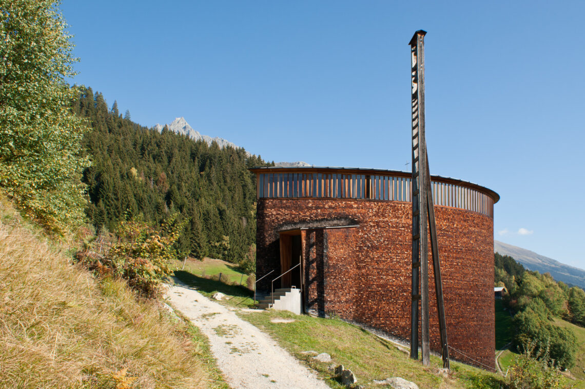 Saint benedict chapel / peter zumthor | classics on architecture lab