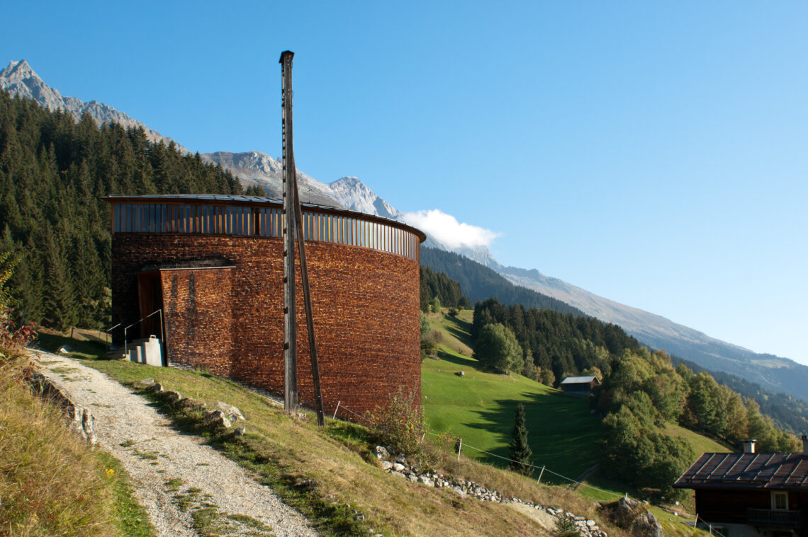 Saint benedict chapel / peter zumthor | classics on architecture lab