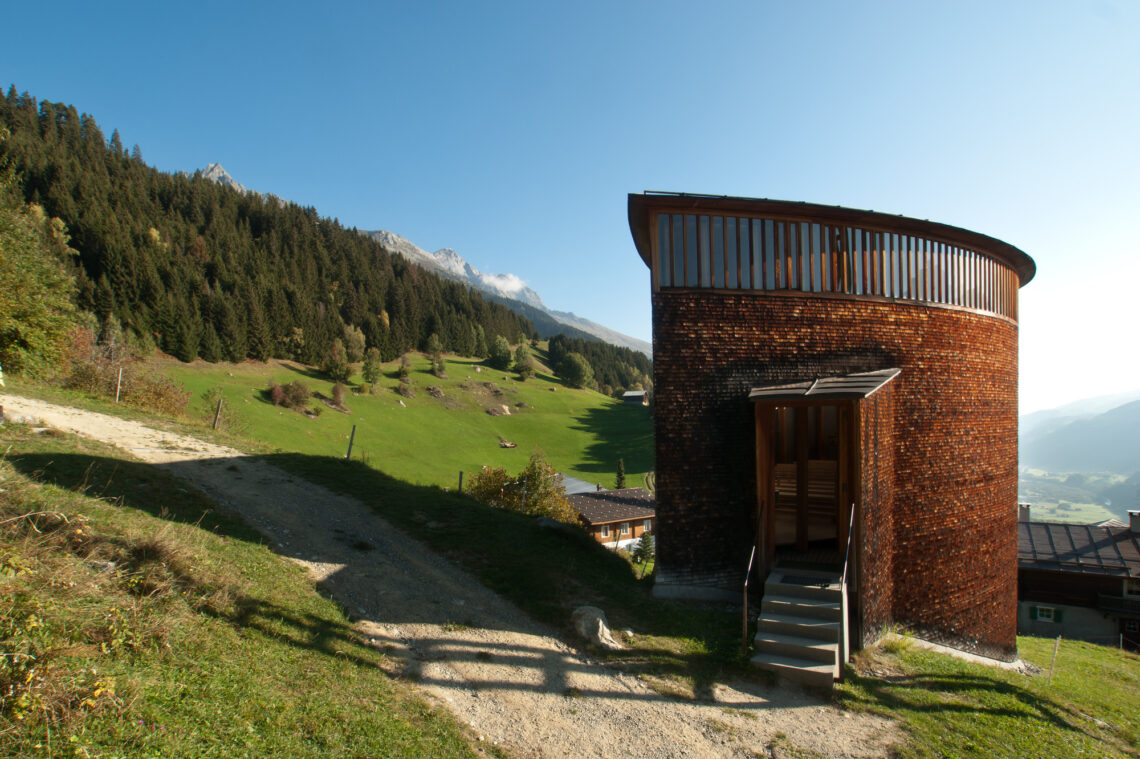 Saint benedict chapel / peter zumthor | classics on architecture lab