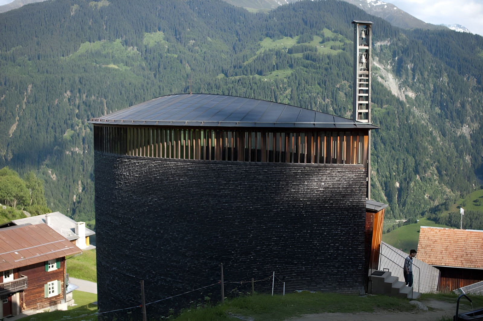 Saint benedict chapel / peter zumthor | classics on architecture lab