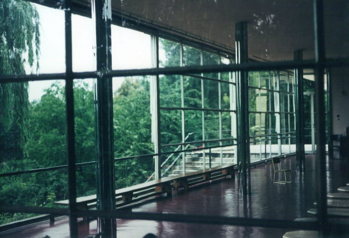 Villa tugendhat / mies van der rohe | classics on architecture lab