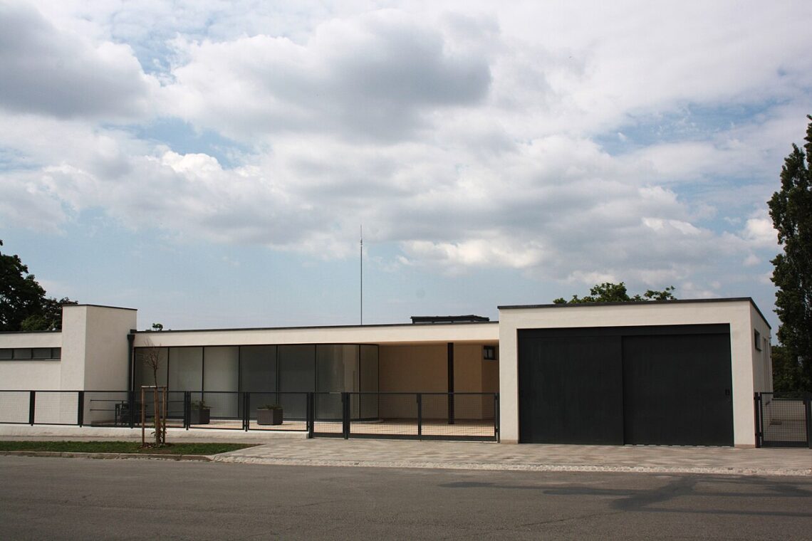 Villa tugendhat / mies van der rohe | classics on architecture lab