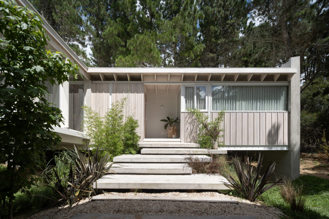 House H1 / Taranti Arq Studio 25 House h1 / taranti arq studio
