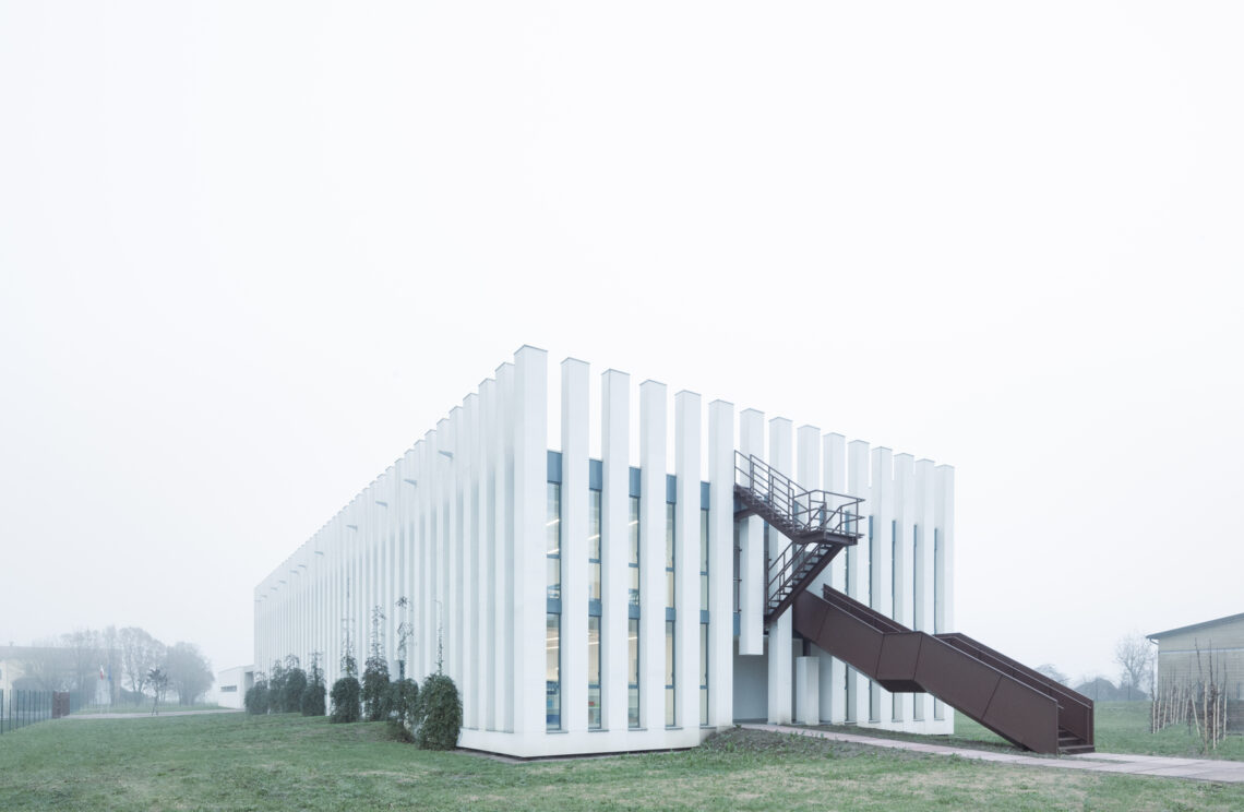 Sissa school complex / aaa office
