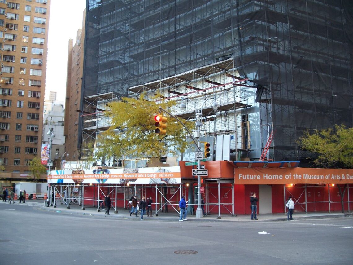 2 Columbus Circle / Edward Durell Stone &Amp; Associates | Classics On Architecture Lab 13 2 columbus circle / edward durell stone & associates | classics on architecture lab