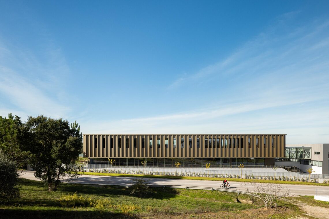 Novo edifício-sede prf / impare arquitectura
