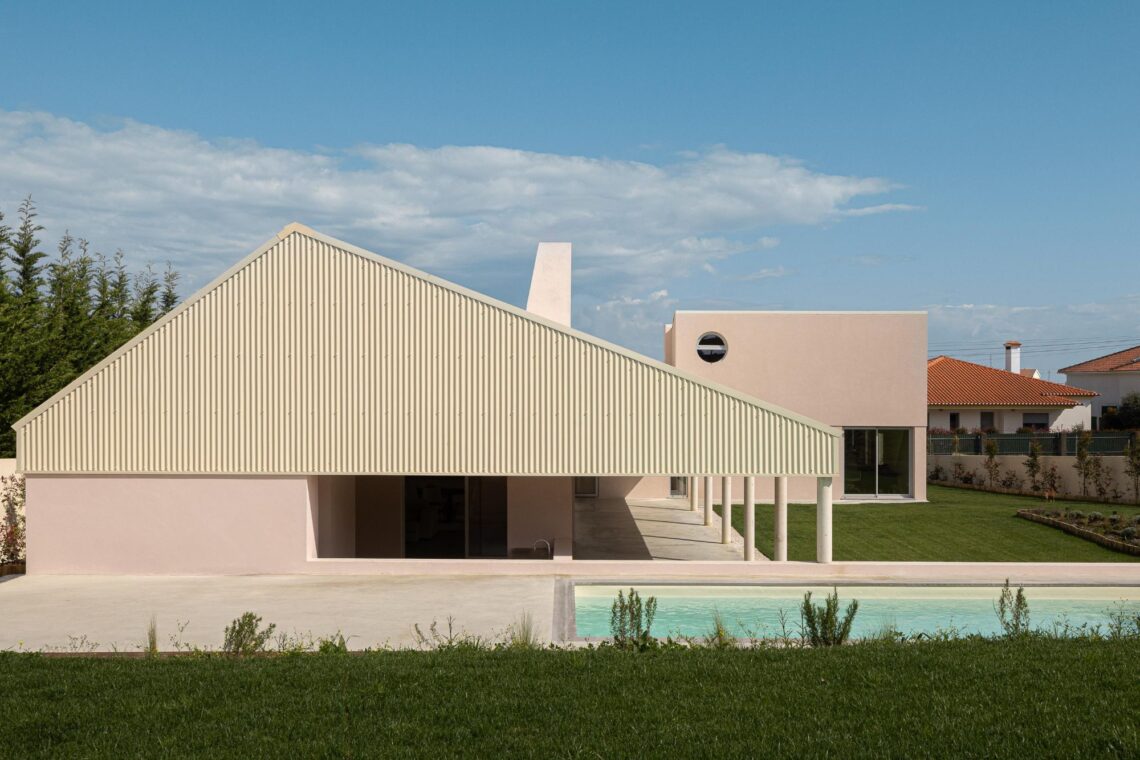 Casa do alpendre / vasco burnay arquitectura